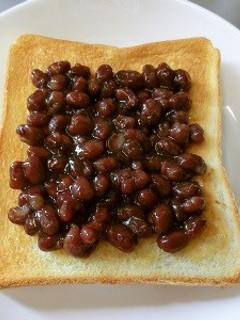 塩が隠し味!ゆで小豆缶で小倉トースト-レシピのメイン写真