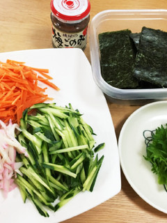 ♡さっぱり♡野菜と鳴門巻の大葉のり巻き-レシピのメイン写真