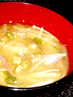 みょうがとえのきの辛子味噌汁(^^♪-レシピのメイン写真