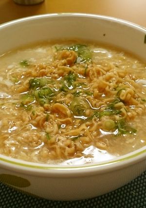 【手抜き料理】チキンラーメン酸辣湯風-レシピのメイン写真