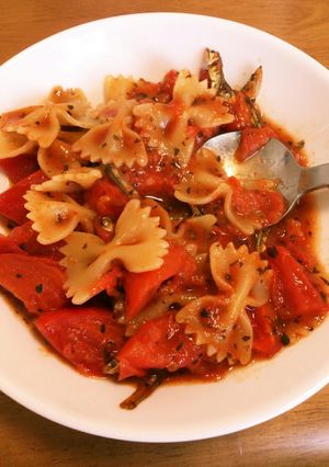 フライパンで。トマトと煮干しのパスタ-レシピのメイン写真