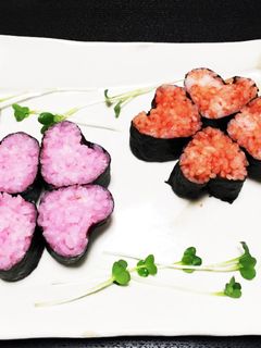 パーティーや誕生日に!ハート飾り巻き寿司-レシピのメイン写真