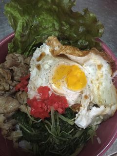 目玉焼きで三食丼-レシピのメイン写真