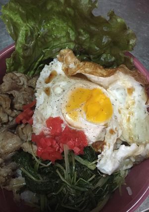 目玉焼きで三食丼-レシピのメイン写真