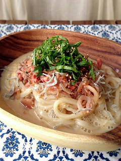 イカの塩辛で居酒屋風冷やしうどん。-レシピのメイン写真
