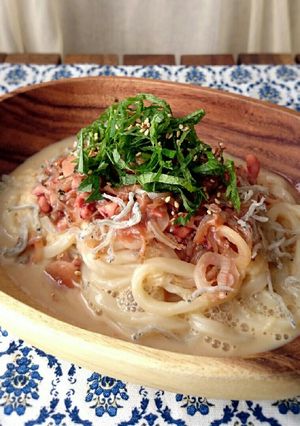 イカの塩辛で居酒屋風冷やしうどん。-レシピのメイン写真