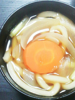 人参と玉葱のめんつゆうどん-レシピのメイン写真