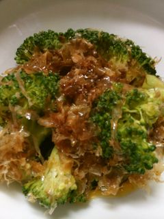 レンジで簡単!ブロッコリーのおかか和え♪-レシピのメイン写真