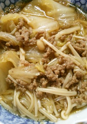 簡単　和食！白菜と挽き肉　えのきの煮物-レシピのメイン写真