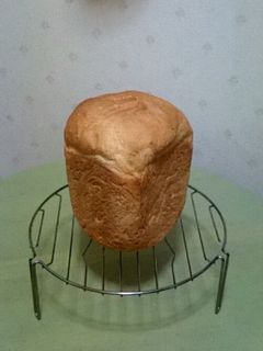 HBで全粒粉入りカリっふわパン♪-レシピのメイン写真