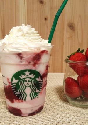 ストロベリーフラペチーノ2015-レシピのメイン写真
