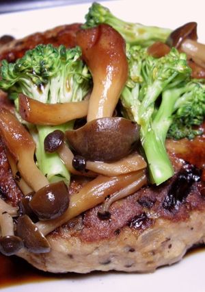 ヘルシーでボリューム満点！豆腐ハンバーグ-レシピのメイン写真