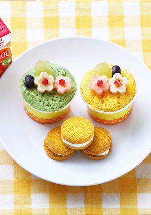 離乳食　お花の蒸しパンとクッキー-レシピのメイン写真