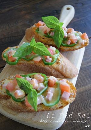 食べるラー油のピザトースト-レシピのメイン写真