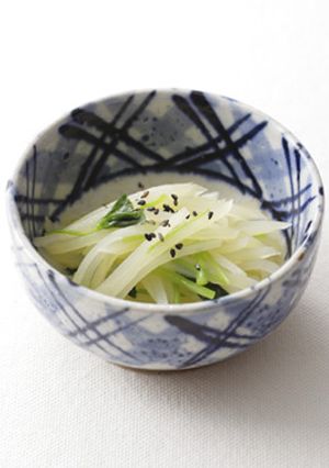 新じゃがいもと三つ葉の酢の物-レシピのメイン写真