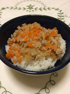 お袋の味♡そぼろあんかけ丼-レシピのメイン写真