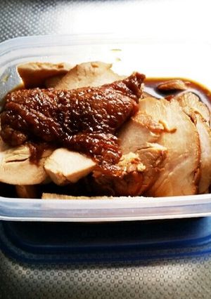 焼いて煮るだけ！鶏チャーシュー-レシピのメイン写真