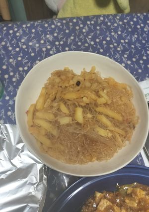 じゃがいもと春雨のピリ辛煮込み🇨🇳-レシピのメイン写真