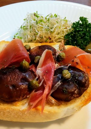 椎茸が美味しい生ハムチーズトースト-レシピのメイン写真