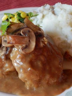 ハンバーグとオニオンブラウングレービー-レシピのメイン写真