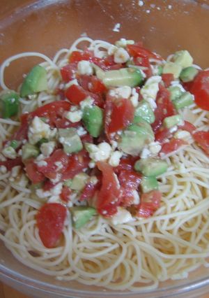 冷たいアボカドとトマトのパスタ-レシピのメイン写真