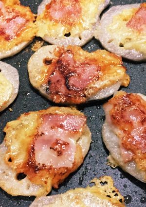 簡単！レンコンとベーコンのチーズ焼き-レシピのメイン写真