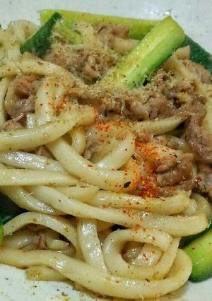 ごま油が決め手！きゅうりと豚の焼きうどん-レシピのメイン写真