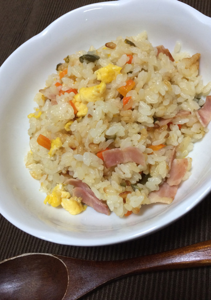 炊飯器で超簡単☆マヨ風味ピラフ-レシピのメイン写真