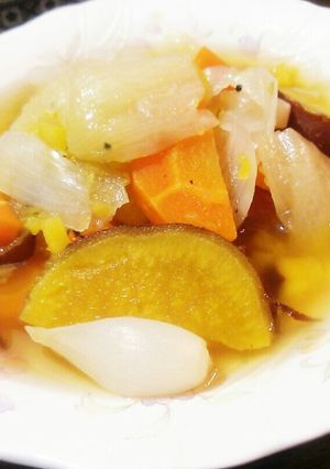 新玉ねぎとさつまいものコンソメスープ-レシピのメイン写真