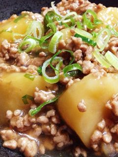 じゃがいもと豚ひき肉のそぼろあんかけ煮-レシピのメイン写真