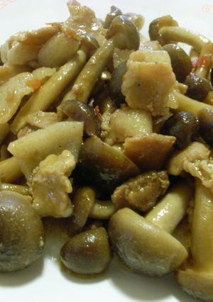 中華風　豚肉しめじのピリ辛炒め-レシピのメイン写真