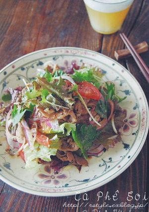 完熟トマトと焼き肉のスタミナサラダ-レシピのメイン写真