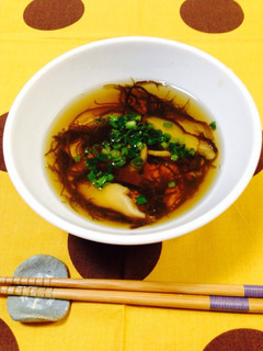 どんこ(乾しいたけ)出汁と黒酢のスープ-レシピのメイン写真