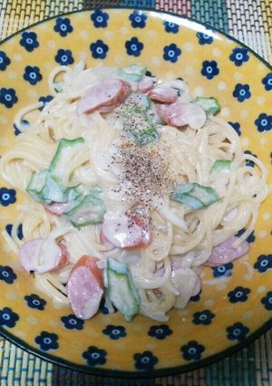 オクラとウインナーのチーズクリームパスタ-レシピのメイン写真