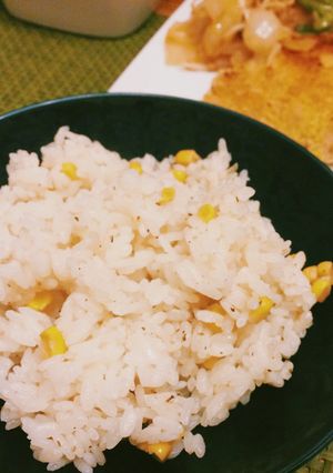 簡単☆炊飯器でピラフ風コーンご飯-レシピのメイン写真