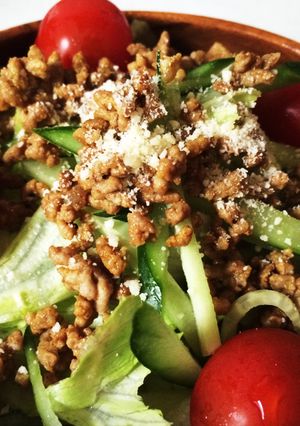 サラダにトッピング*カレーそぼろ*簡単-レシピのメイン写真