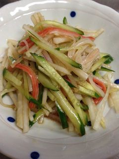 大根とキュウリのごま油和え♪-レシピのメイン写真