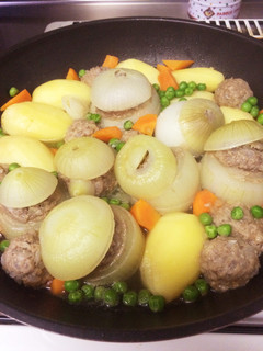 肉詰め玉ねぎのポトフ♡-レシピのメイン写真