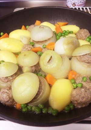 肉詰め玉ねぎのポトフ♡-レシピのメイン写真