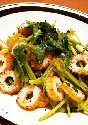 竹輪と三つ葉のにんにく塩炒め-レシピのメイン写真