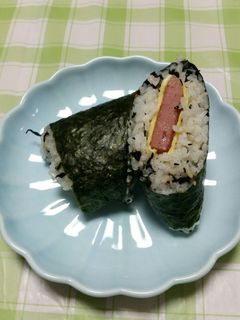 失敗しないおにぎらずの作り方-レシピのメイン写真