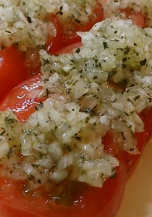 トマトのオニオンバジルサラダ-レシピのメイン写真