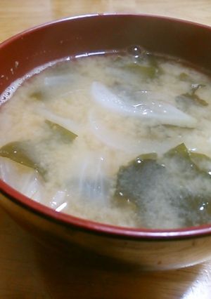 たまねぎの味噌汁-レシピのメイン写真