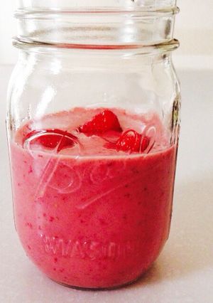 苺ヨーグルトスムージー-レシピのメイン写真