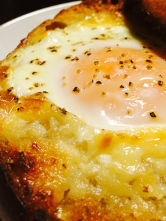 ありふれた目玉焼きトースト-レシピのメイン写真
