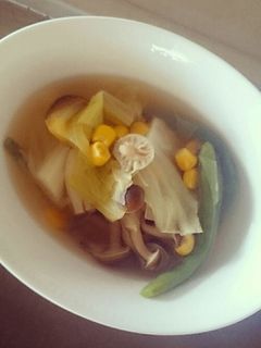 コーンとキノコのキャベツ煮スープ-レシピのメイン写真