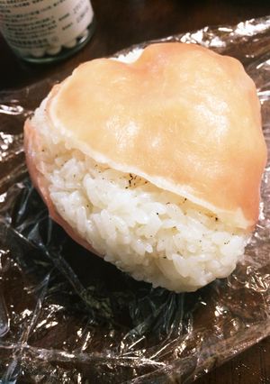 簡単 生ハムおにぎり-レシピのメイン写真