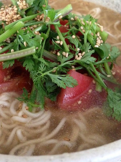 パクチーとトマトのラーメン-レシピのメイン写真