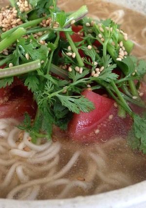 パクチーとトマトのラーメン-レシピのメイン写真