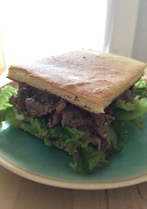 ボリューム満点！焼き肉サンドイッチ-レシピのメイン写真